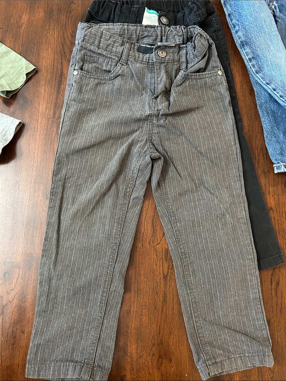 Kids Pants bundle of 3 - 3T - Picture 3 of 6